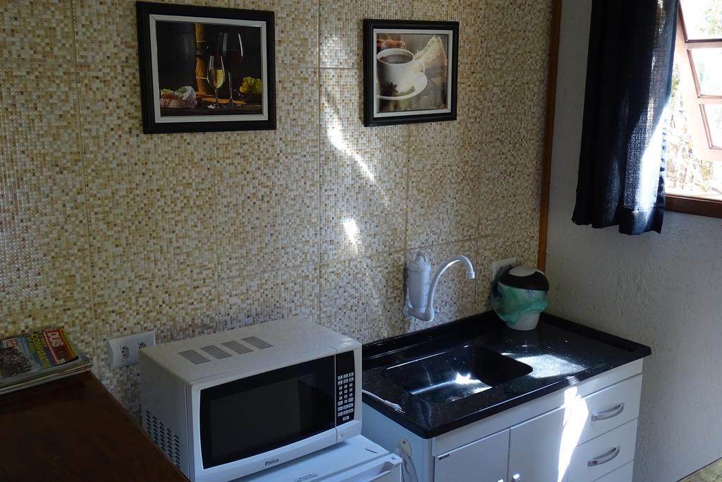 Refugio Melissa Apartment Campos do Jordao Ruang foto