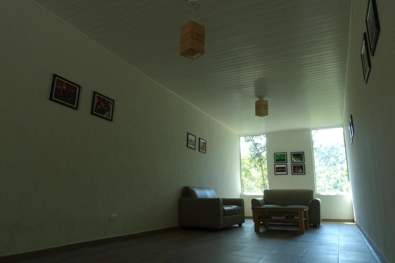 Refugio Melissa Apartment Campos do Jordao Ruang foto