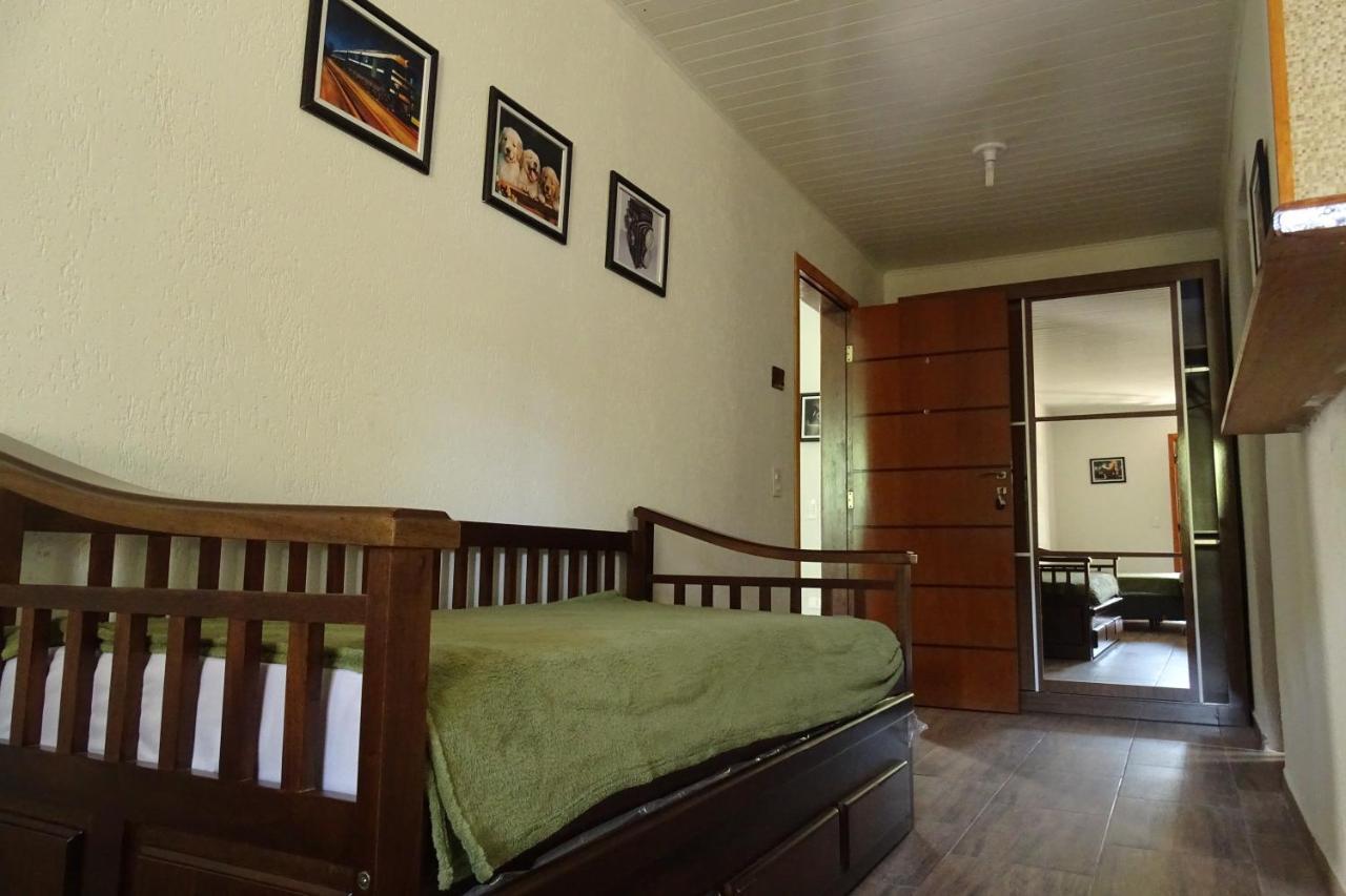 Refugio Melissa Apartment Campos do Jordao Ruang foto